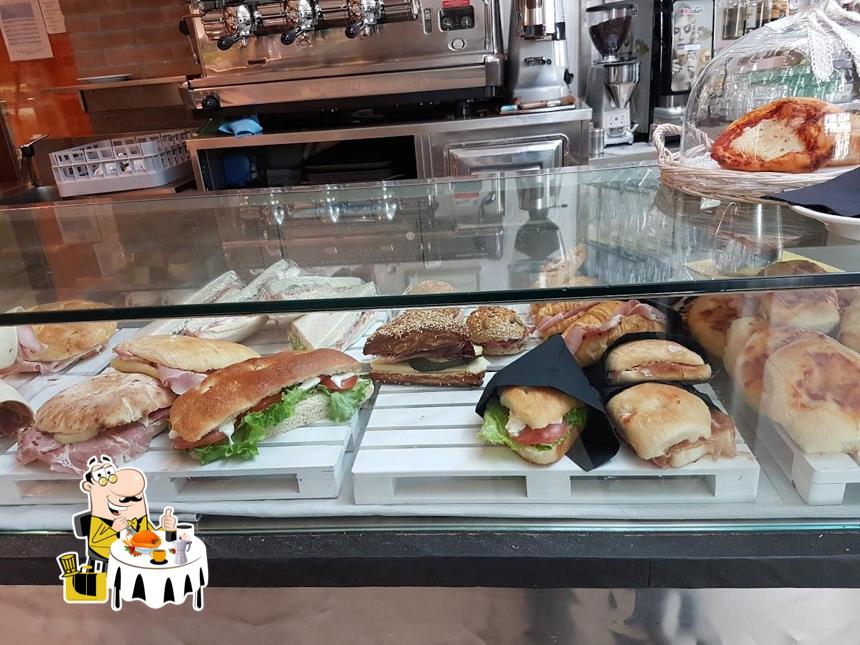 Cibo al Prati Verdi Di Minelli G & C