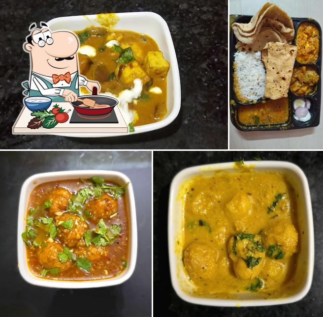 Chicken curry at Uttu's Kitchen