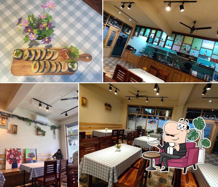 K-Bap Cafe & Korean Restaurant(케이 밥 사랑해 한국 식당)