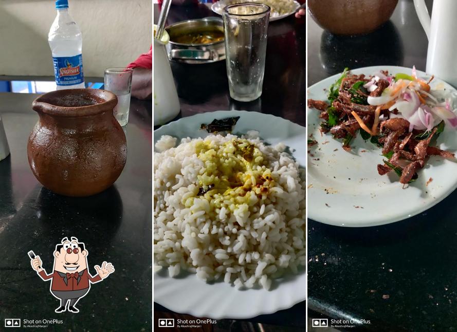Food at Meenachil Toddy Parlour & Family Restaurant