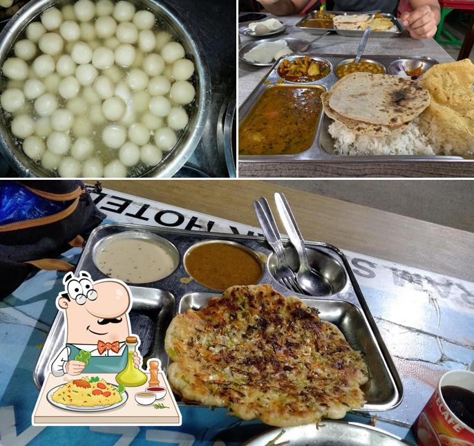 Food at Ram Sewak Restaurant-Pure Veg Restaurant in Bodhgaya I Best Restaurant in Bodhgaya