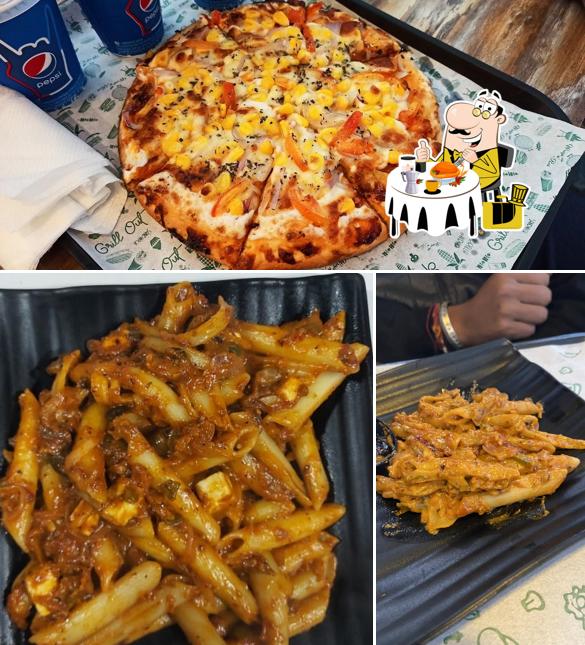 Food at Delhi Burger Hub
