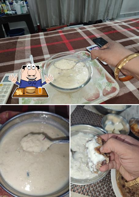 Clam chowder at Gharonda kitchen