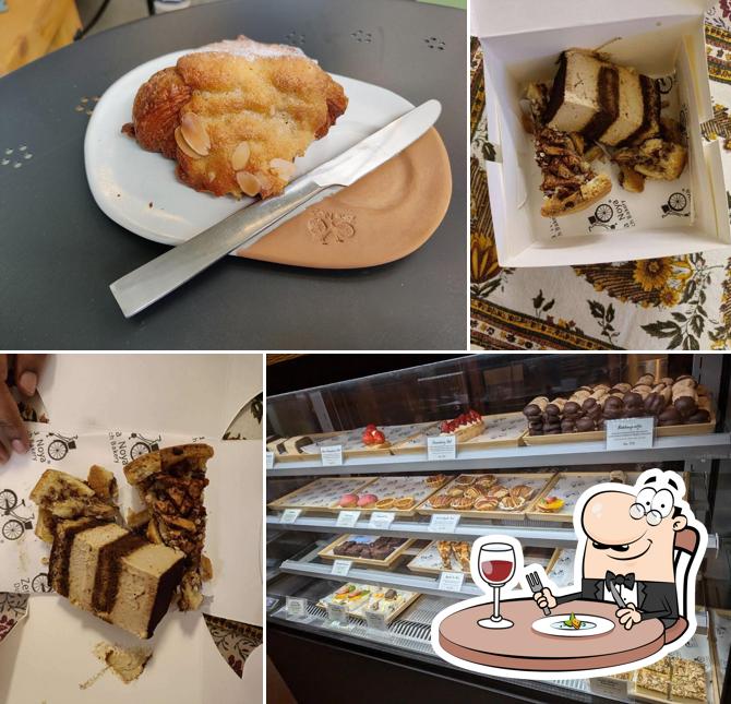 Food at Zera Noya - Dutch Bakery