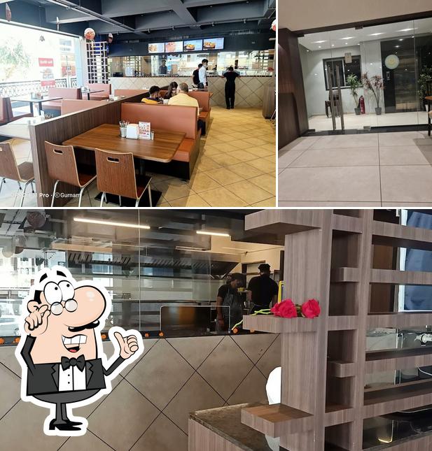 Check out how Sugar 'N Spice looks inside