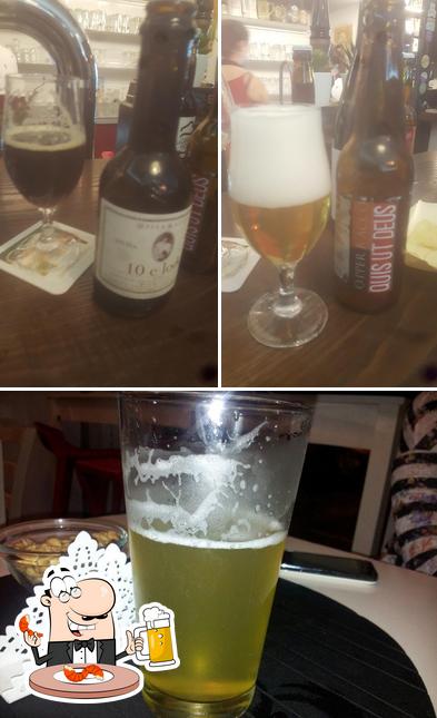 Puoi goderti un rinfrescante bicchiere di birra chiara o scura