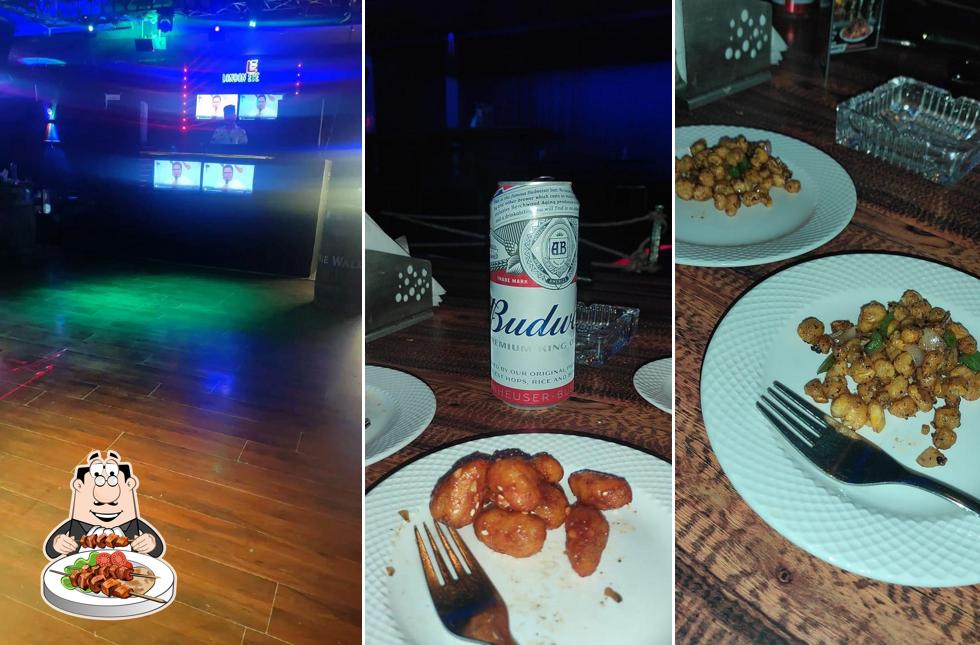Food at London Eye Pub & Lounge