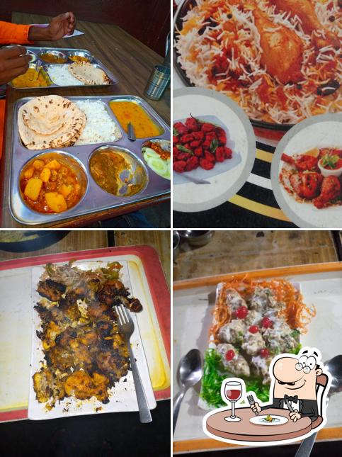 Food at MUSKAN DHABA