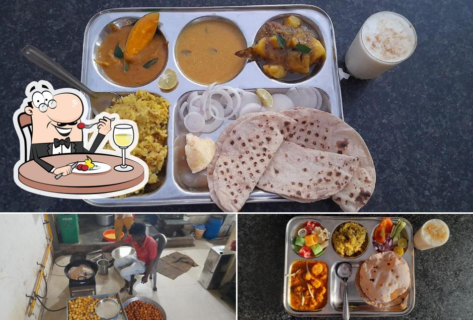Food at Satvam bhojnalaya ( સત્વમ ભોજનાલય)