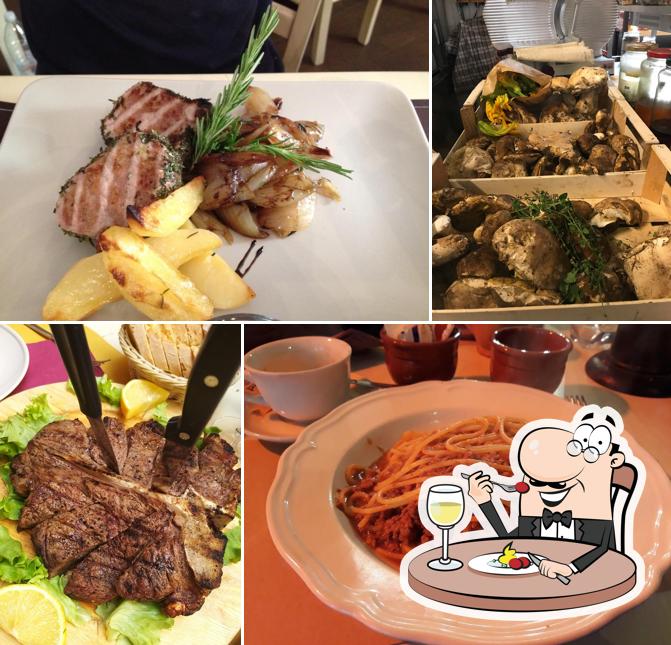 Cibo al Taverna divina commediaMedieval cuisine in comfortable and relaxed surroundings inspired by the great work of the great poet Dante Alighieri.La divine tavern comedy and has three rooms (hell, purgatory and paradise), and the same menu and specificall