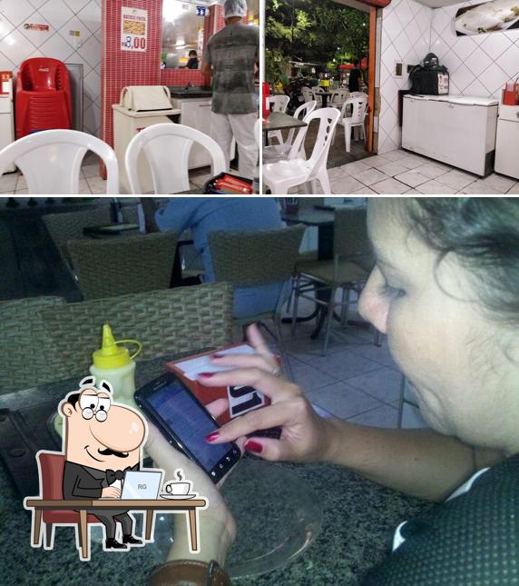 Veja imagens do interior do Tropical