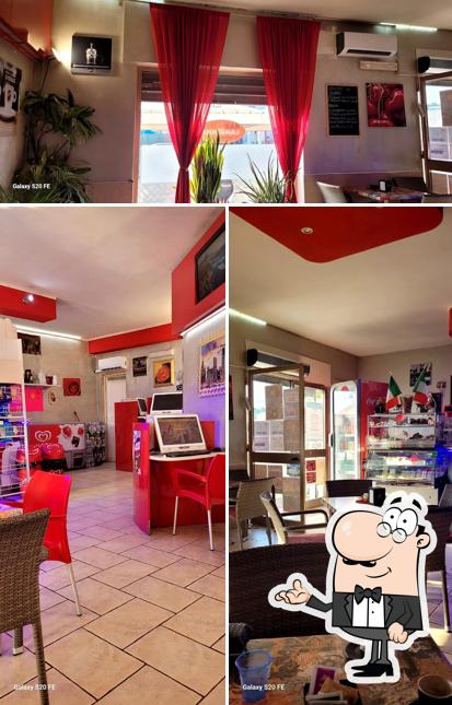 Gli interni di Bar Lamanna