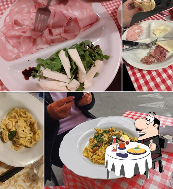 Piatto di formaggi al Tigella EMILIA