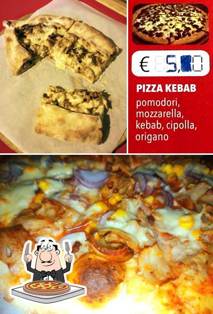 Prova una pizza a kebab pizza adana