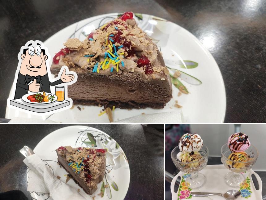 Food at Vadilal Ice Cream