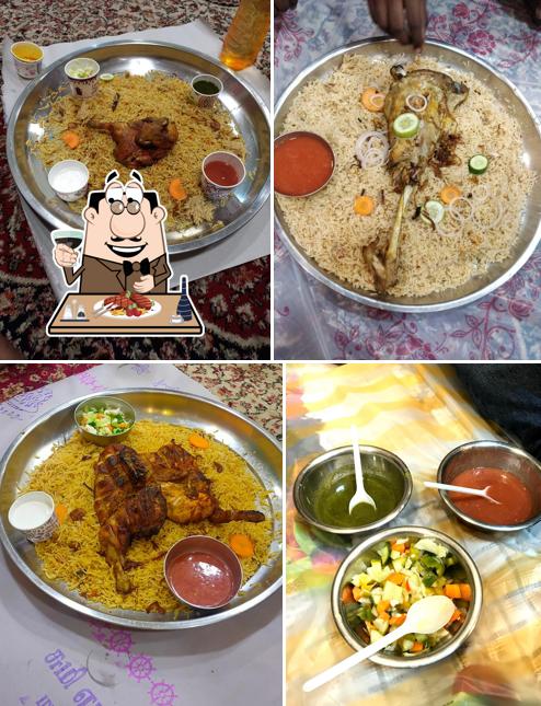 Pick meat dishes at Al Yusuf Arabian Mandi Restaurant