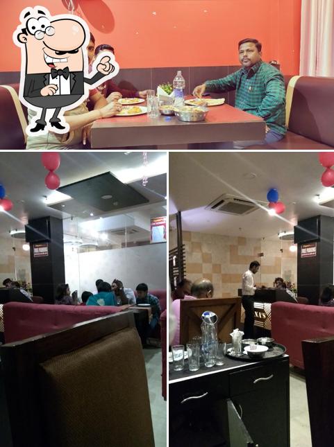 The interior of Dyanas Family Restaurant