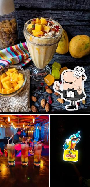 See this pic of Rebel Castle