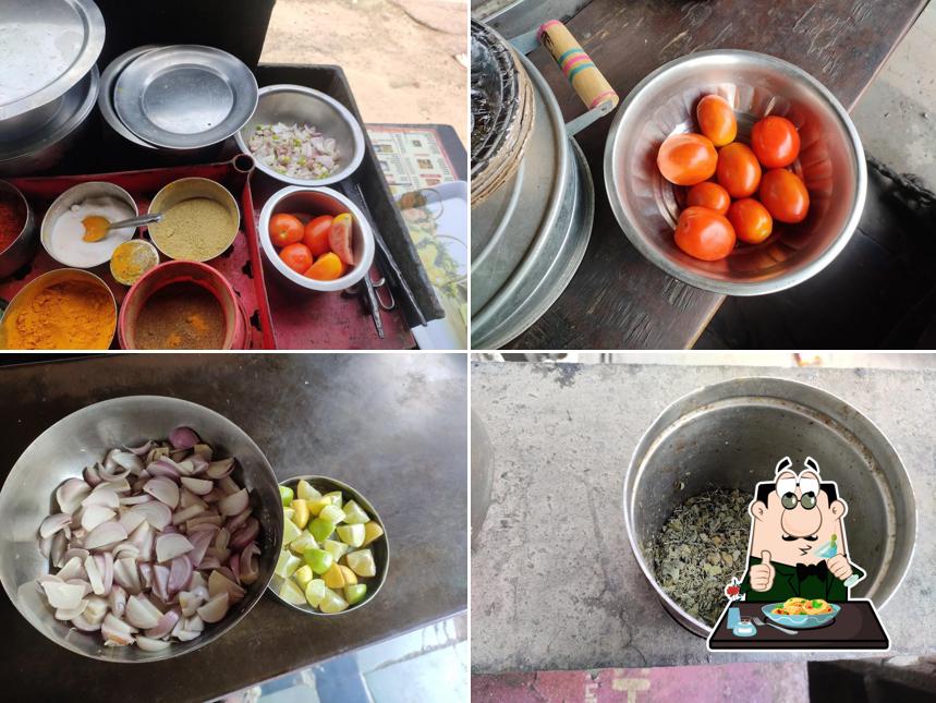 Food at Mahaveer Jain Bhojnalaya