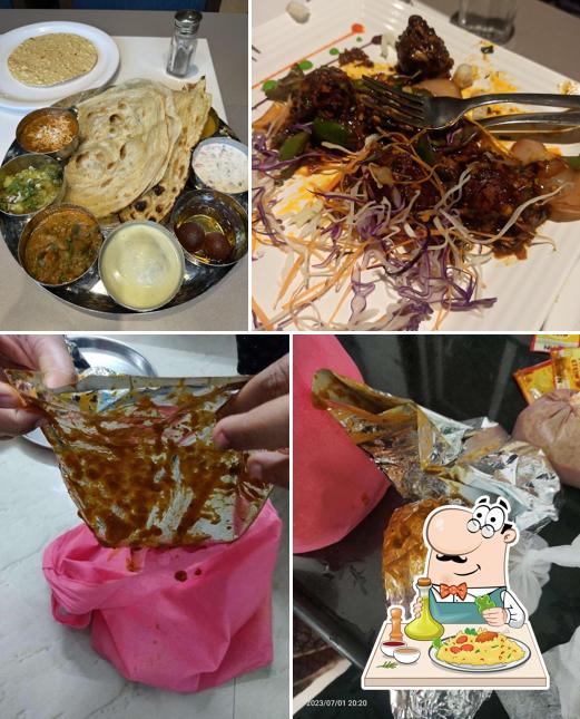Food at Swarnaa Vegetarian - Navle Bridge