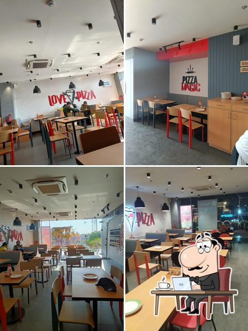 The interior of Pizza Hut Oasis Mall, Dehradun