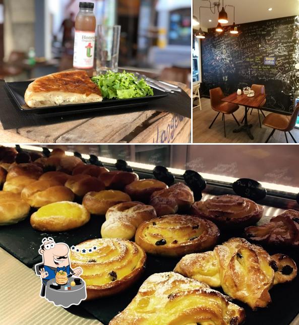 Pizzeria Tea Room des Arcades si caratterizza per la cibo e lavagna