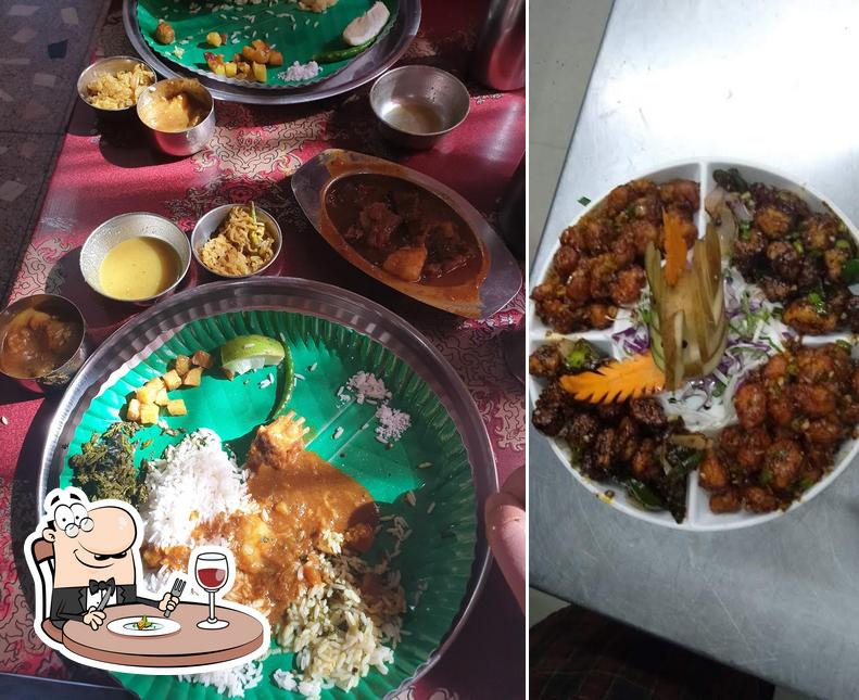 Food at Hotel Dhakaiya