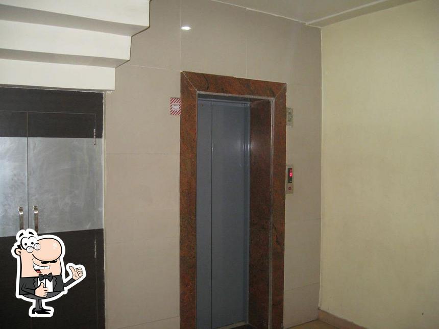 Here's a pic of Hotel Lalit Heritage