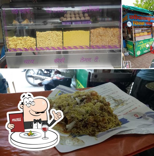 Food at Gopalkrishna Chiwda Bhandar