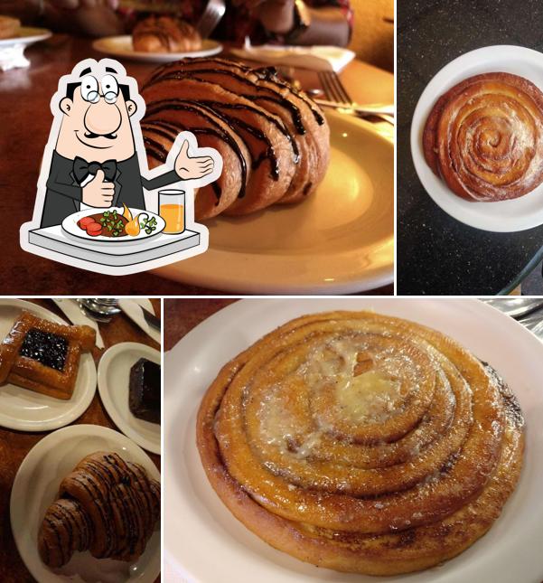Meals at Matteo Coffea