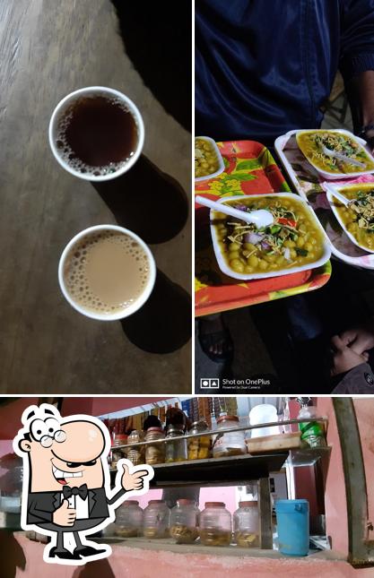 Look at the picture of Maa Tara Tiffin Centre (Tunka's Cafe)