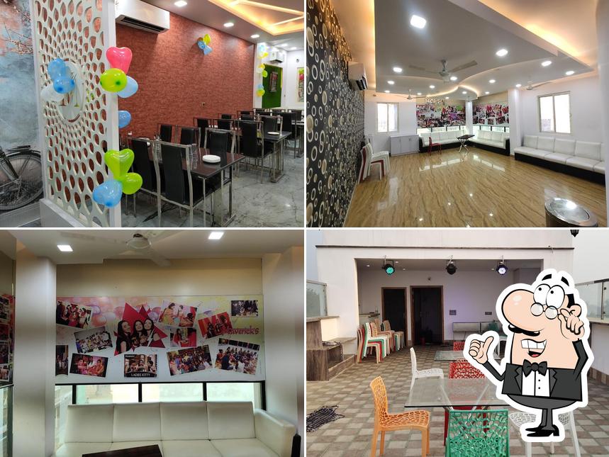 The interior of Maverick's Store & Restaurant (मेवेरिक्स स्टोर और रेस्टोरेंट)-Best Restaurent in Bisauli