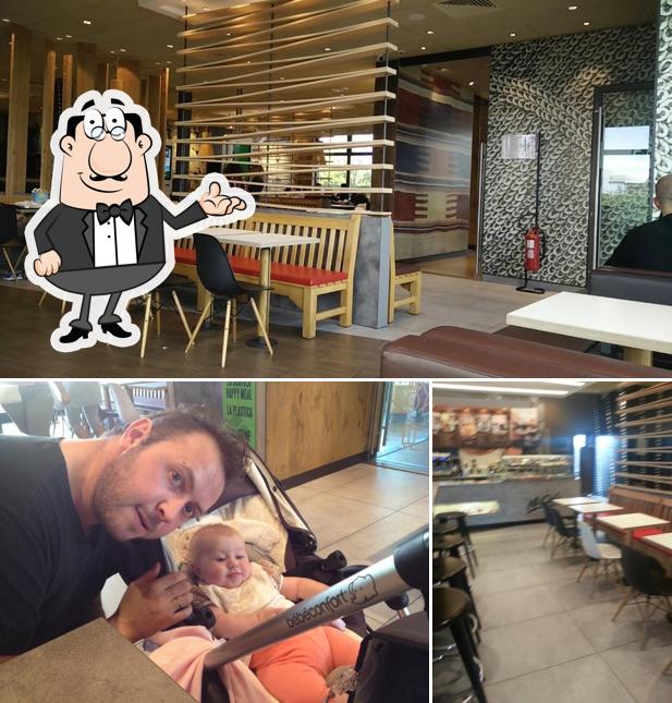 Gli interni di McDonald's Rimini Flaminia