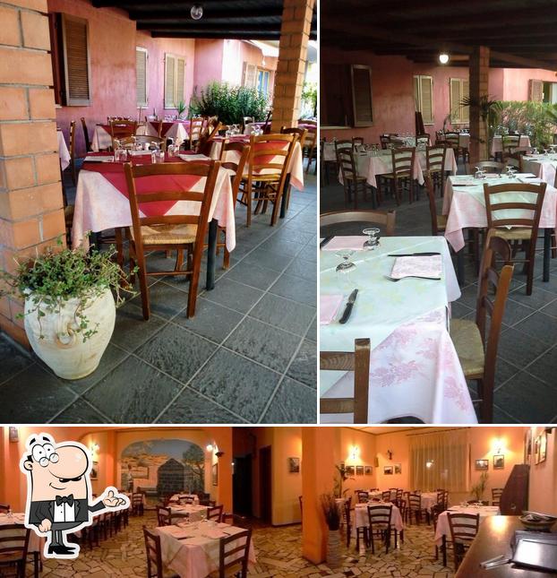 Gli interni di Bar Pizzeria 90