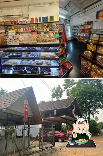 The image of food and exterior at Amul Anakkal