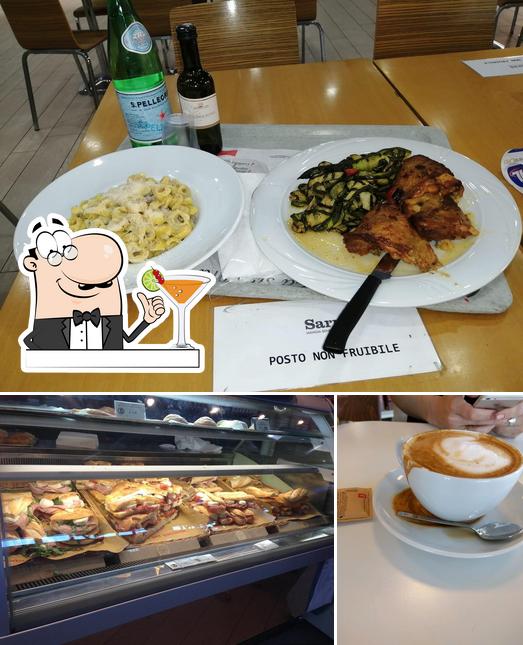 La immagine della bevanda e cibo di Autogrill San Pelagio Ovest