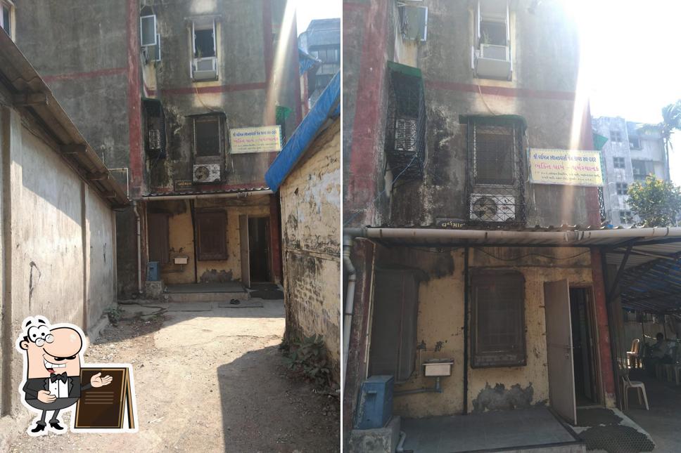 The exterior of Jain Bhojan Shala Dadar
