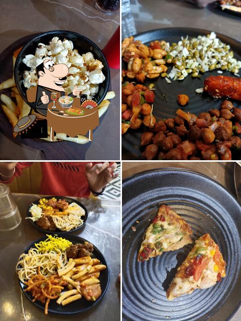 Food at Papa Louie's Pizza Bhuj