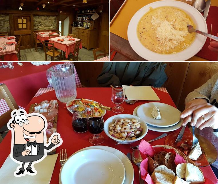 La interni e cibo del ristorante