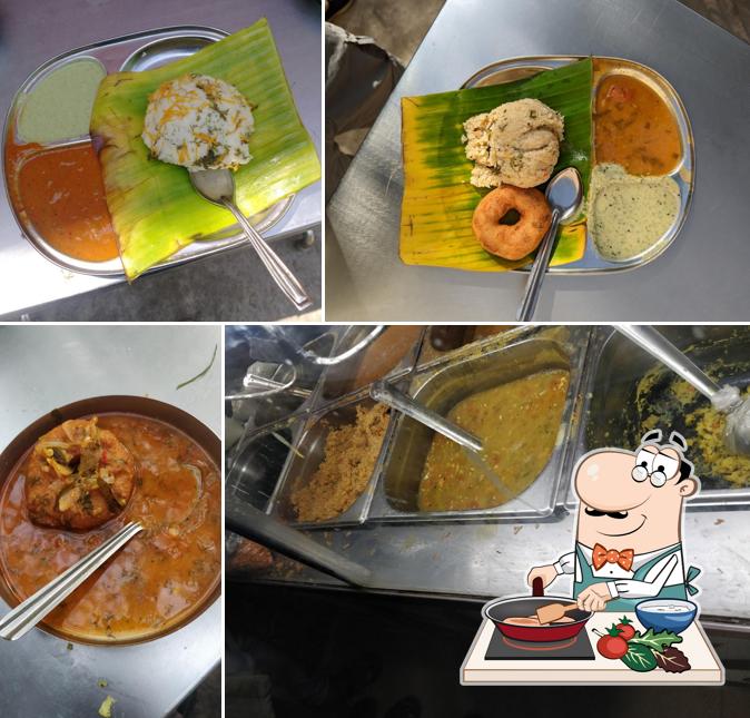 Chicken curry at Coffee Break