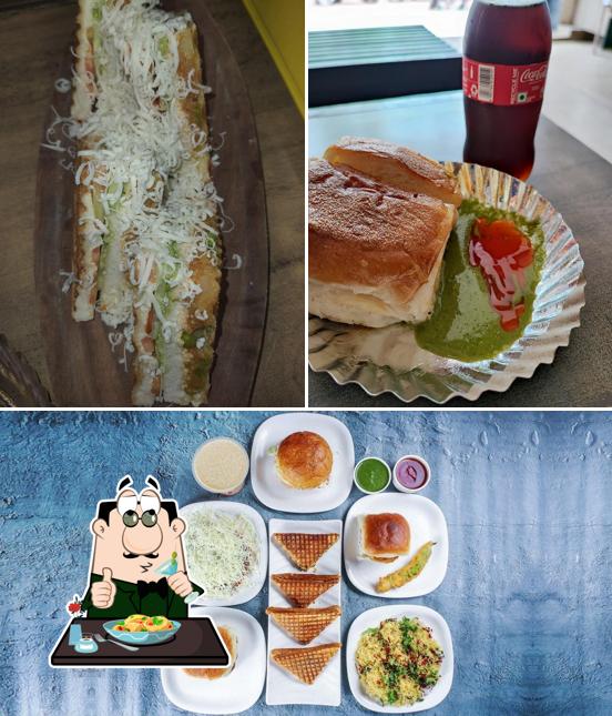 Food at Jay Bhavani Vadapav