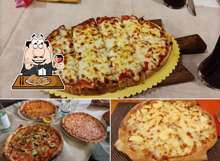 A Pizzeria Vesuvio, puoi ordinare una bella pizza