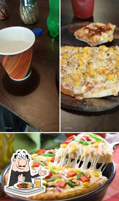 Food at PIZZA CREW