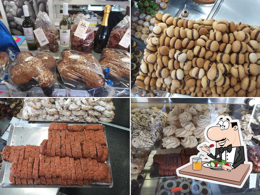 Platti al Panificio Pasta Fresca Pasticceria "U Burghettin"