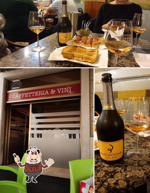 La cibo e interni del ristorante
