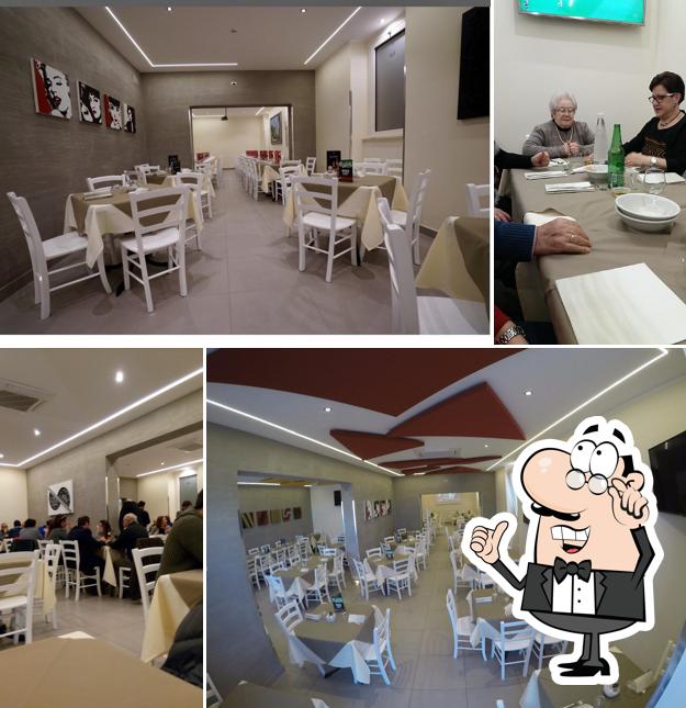 Gli interni di Pizzeria Red Lion'S