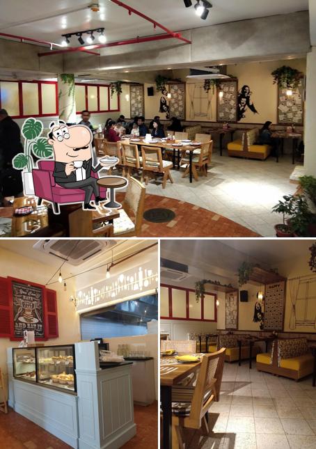 The interior of Four Folks Delivery