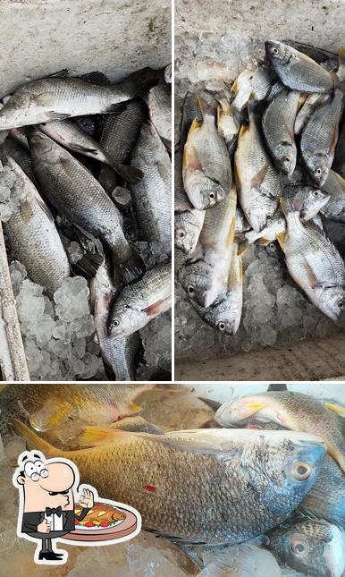 Sulaimani Fish And Chicken Centre offers a menu for seafood lovers