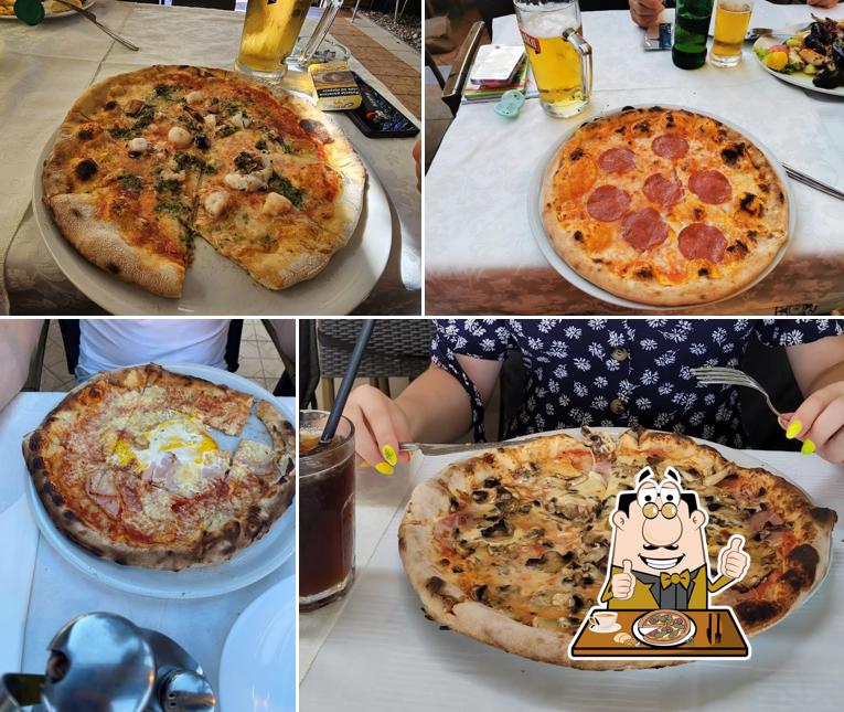 Scegli tra le svariate varianti di pizza