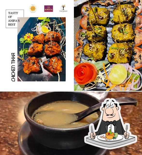 Meals at Anifa Biriyani Velankanni